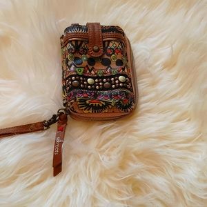 Sakroots wallet wristlet